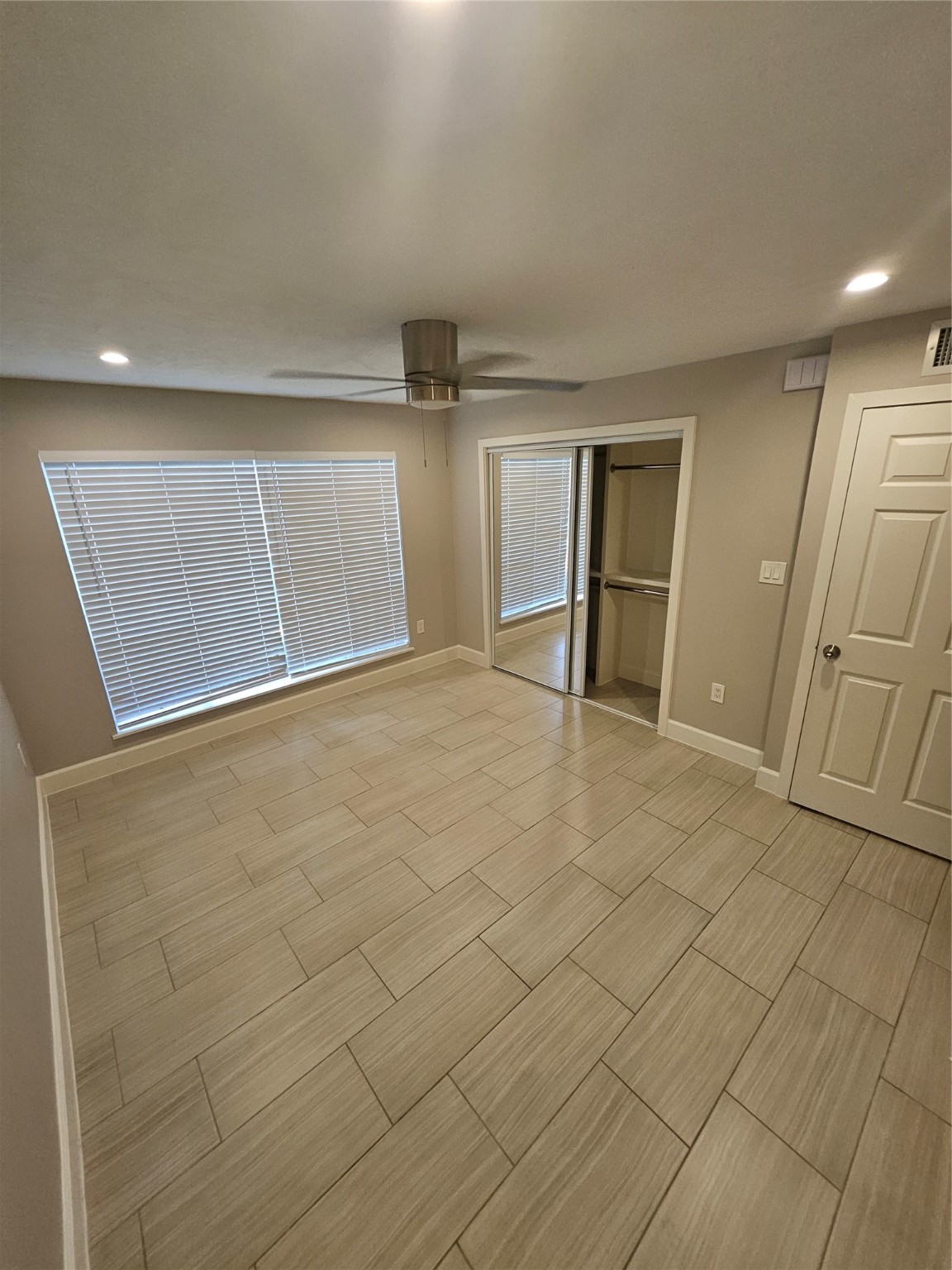 2101 Fountain View Drive, Unit 4 6 Houston, TX 77057 - Photo 14 of 26
