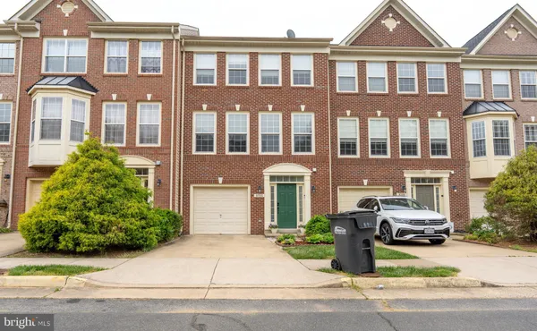 $3,250 | 8735 Mill Towns Court, Alexandria, VA 22309