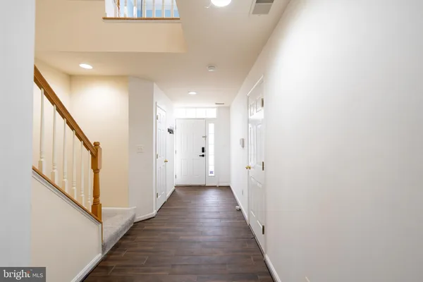 $3,250 | 8735 Mill Towns Court, Alexandria, VA 22309