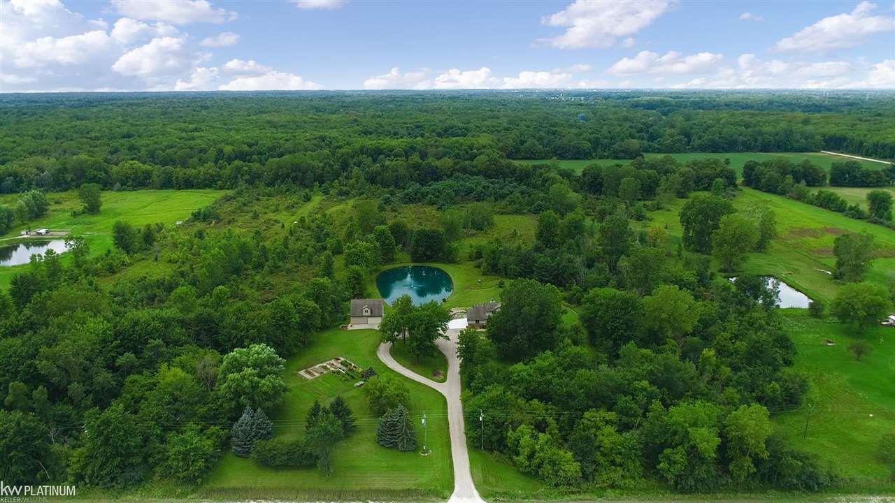 1636 Hessen Road Columbus, MI 48063 - Photo 4 of 90