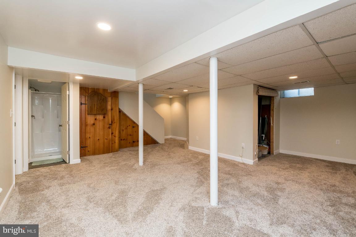 416 Hillen Road Baltimore, MD 21286 - Photo 31 of 47 Lower level - Spacious Family room