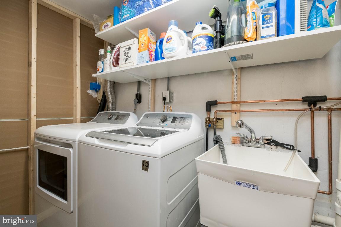 416 Hillen Road Baltimore, MD 21286 - Photo 39 of 47 Spacious laundry area