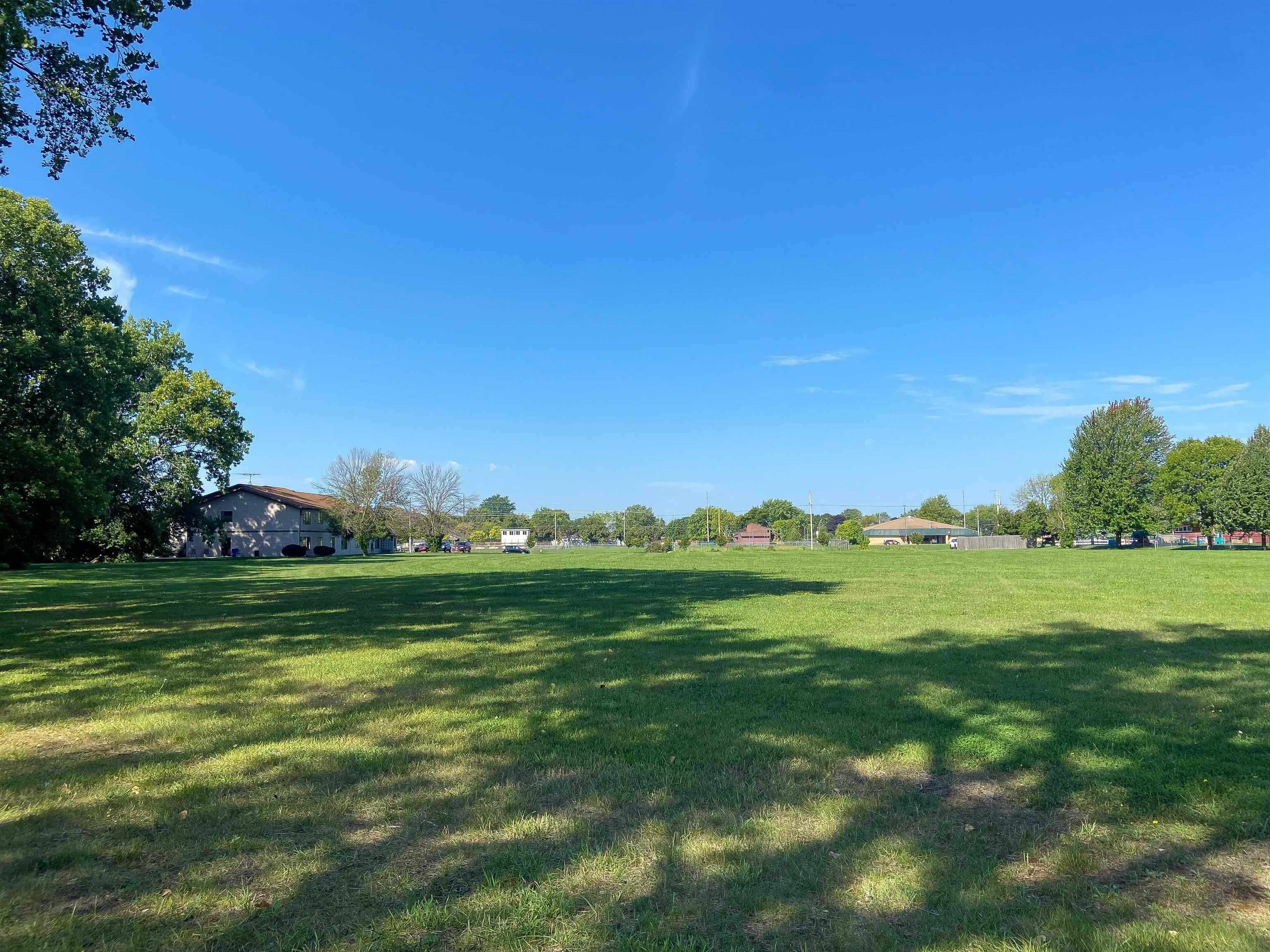 Josslyn Street, Unit 2 Oshkosh, WI 54902 - Photo 5 of 12