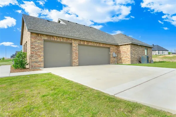 $594,000 | 412 Collum View, Azle, TX 76020