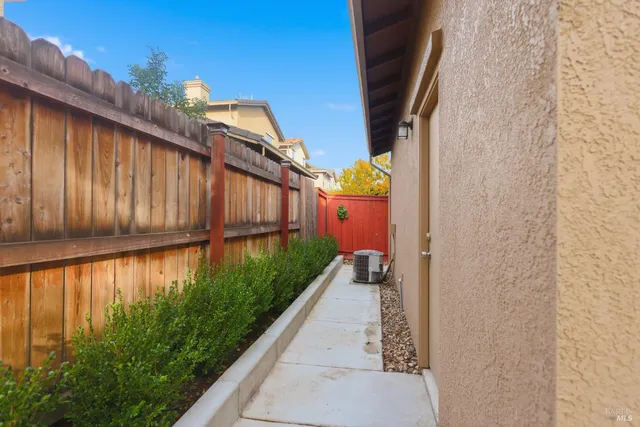 $583,000 | 2438 Sheldon Drive, Fairfield, CA 94533