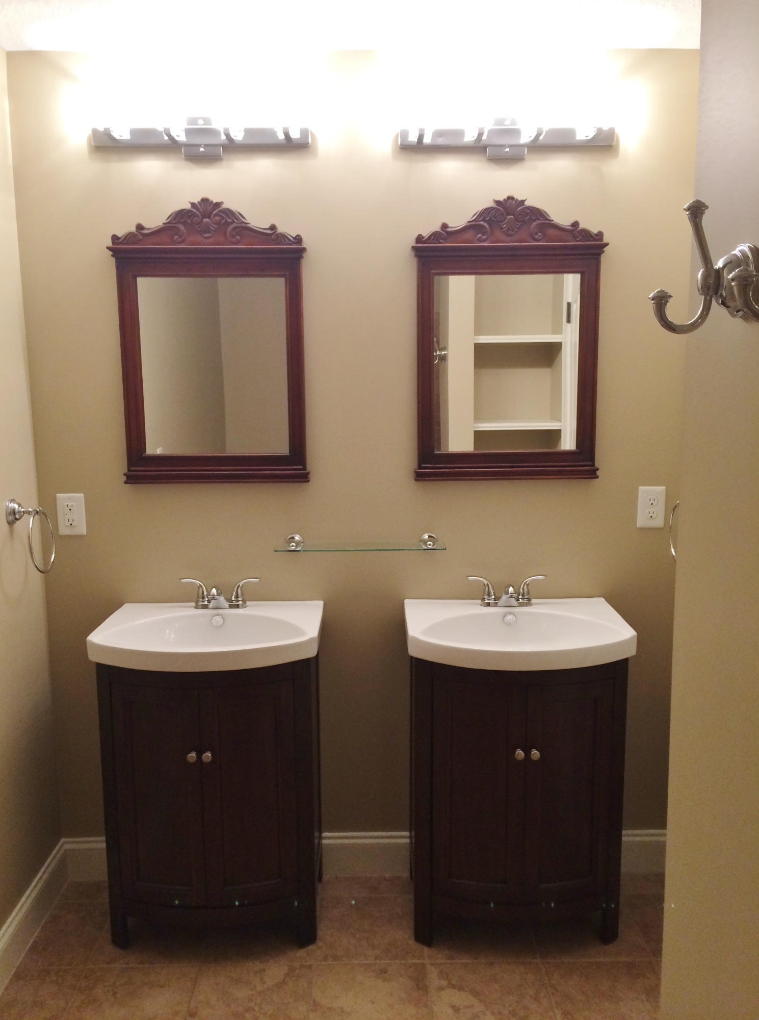 1038 Flathead Road Crossville, TN 38572 - Photo 19 of 27 Double Vanities-Master Bath