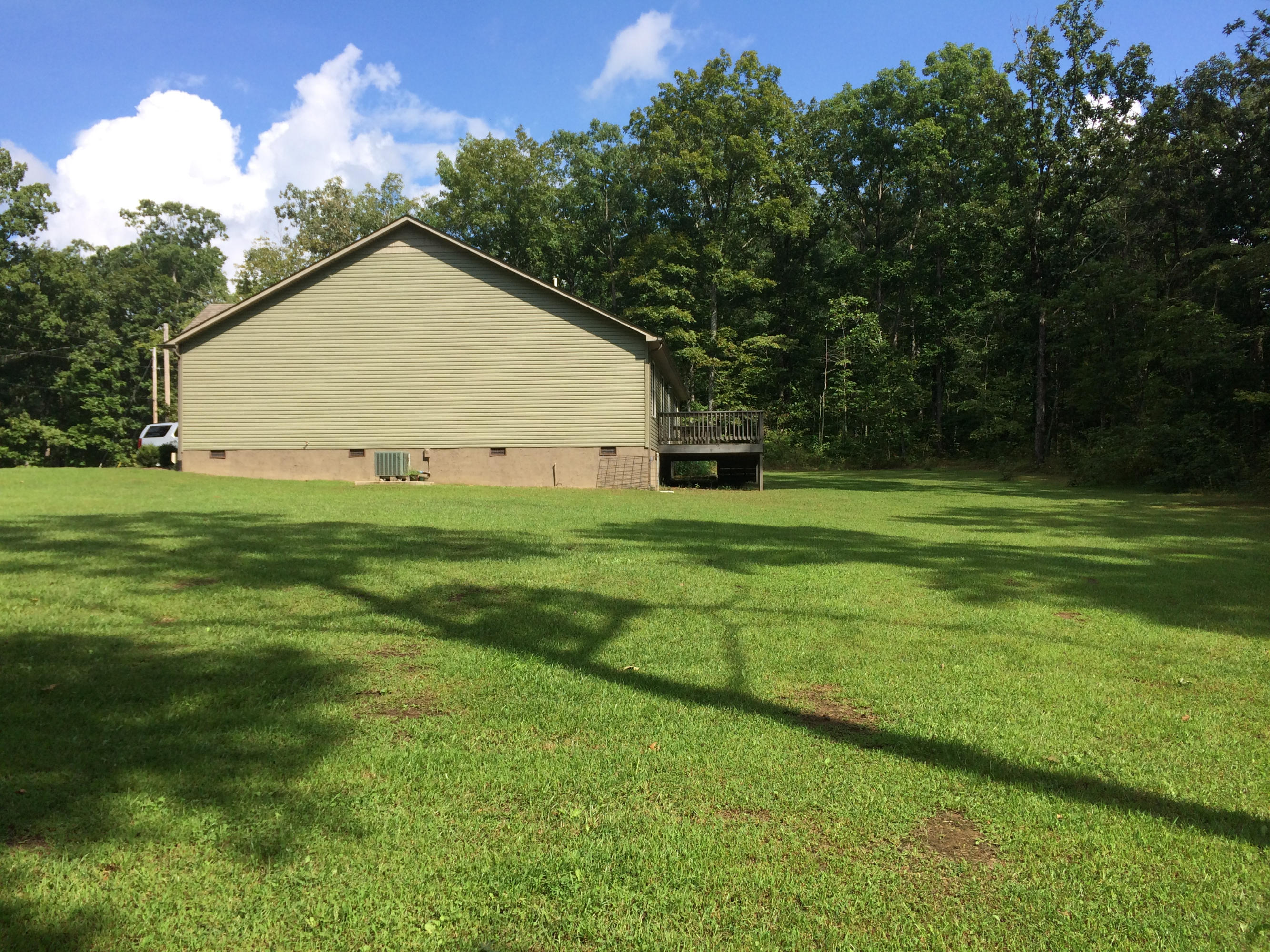 1038 Flathead Road Crossville, TN 38572 - Photo 25 of 27 Side of Home 2
