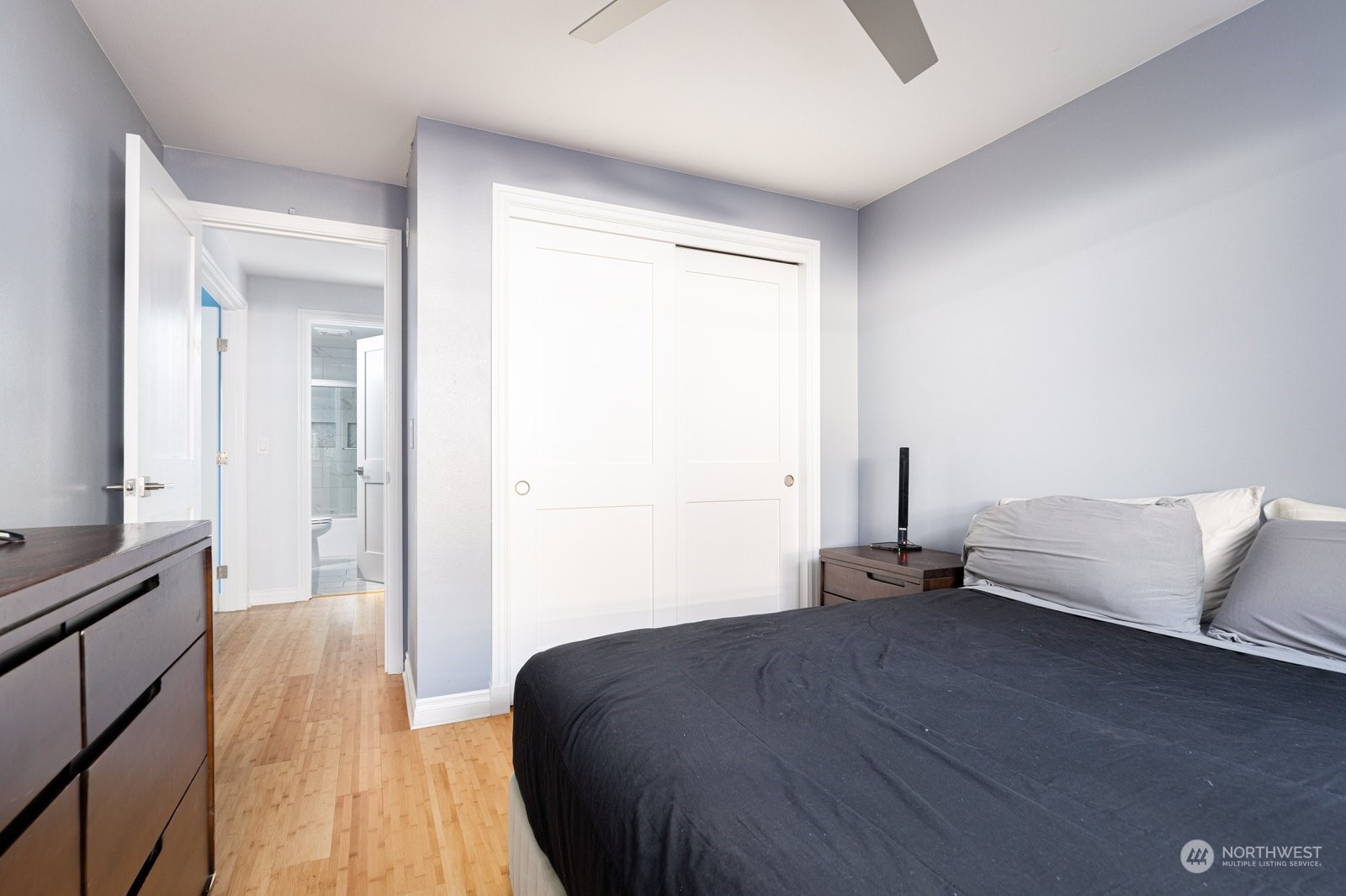 1450 Southwest Islander Lane Oak Harbor, WA 98277 - Photo 31 of 40 a room with a bed and wooden floor