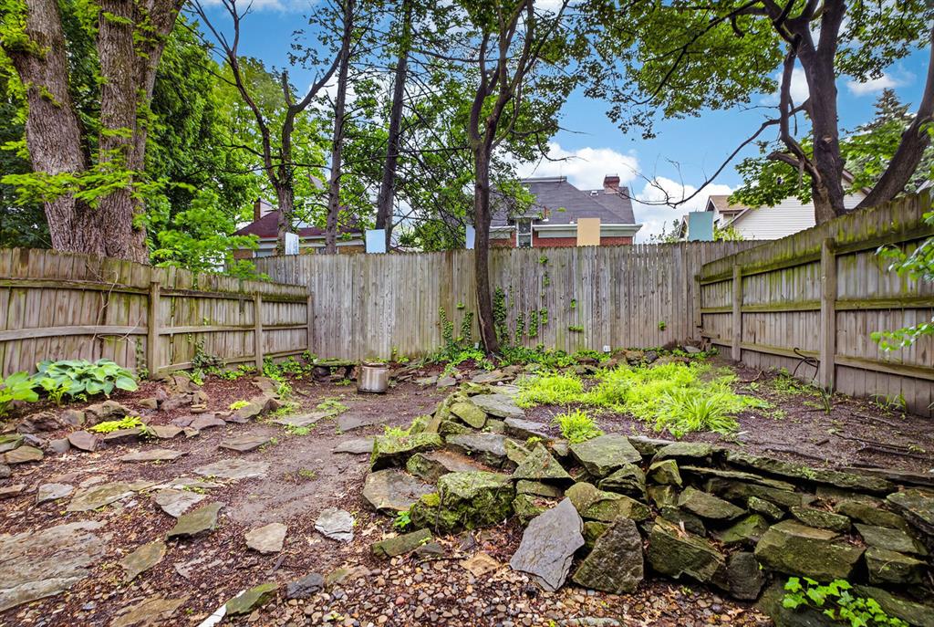 2017 Delaware Avenue Pittsburgh, PA 15218 - Photo 43 of 50