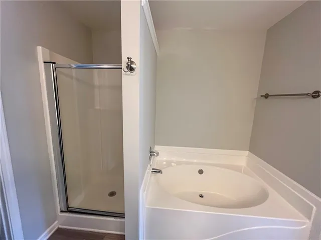 $2,195 | 2048 Lakeshore Overlook Drive, Kennesaw, GA 30152