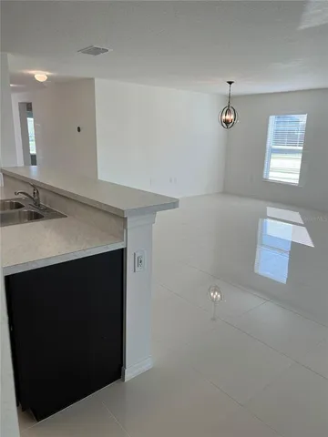 $2,000 | 604 Sarner Pass Wy., Winter Haven, FL 33881