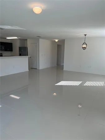 $2,000 | 604 Sarner Pass Wy., Winter Haven, FL 33881