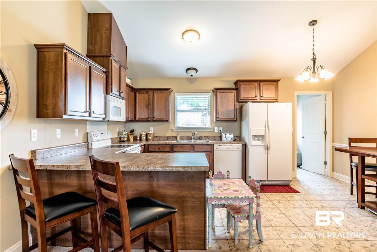 1570 Majesty Loop Foley, AL 36535 - Photo 6 of 21