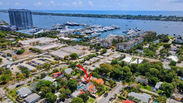 $6,800 | 431 37th Street, West Palm Beach, FL 33407