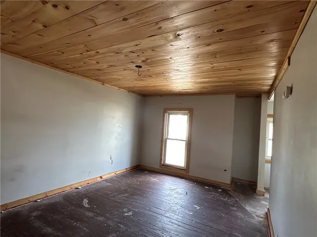 $120,000 | 31 1st Avenue, Franklinville, NY 14737