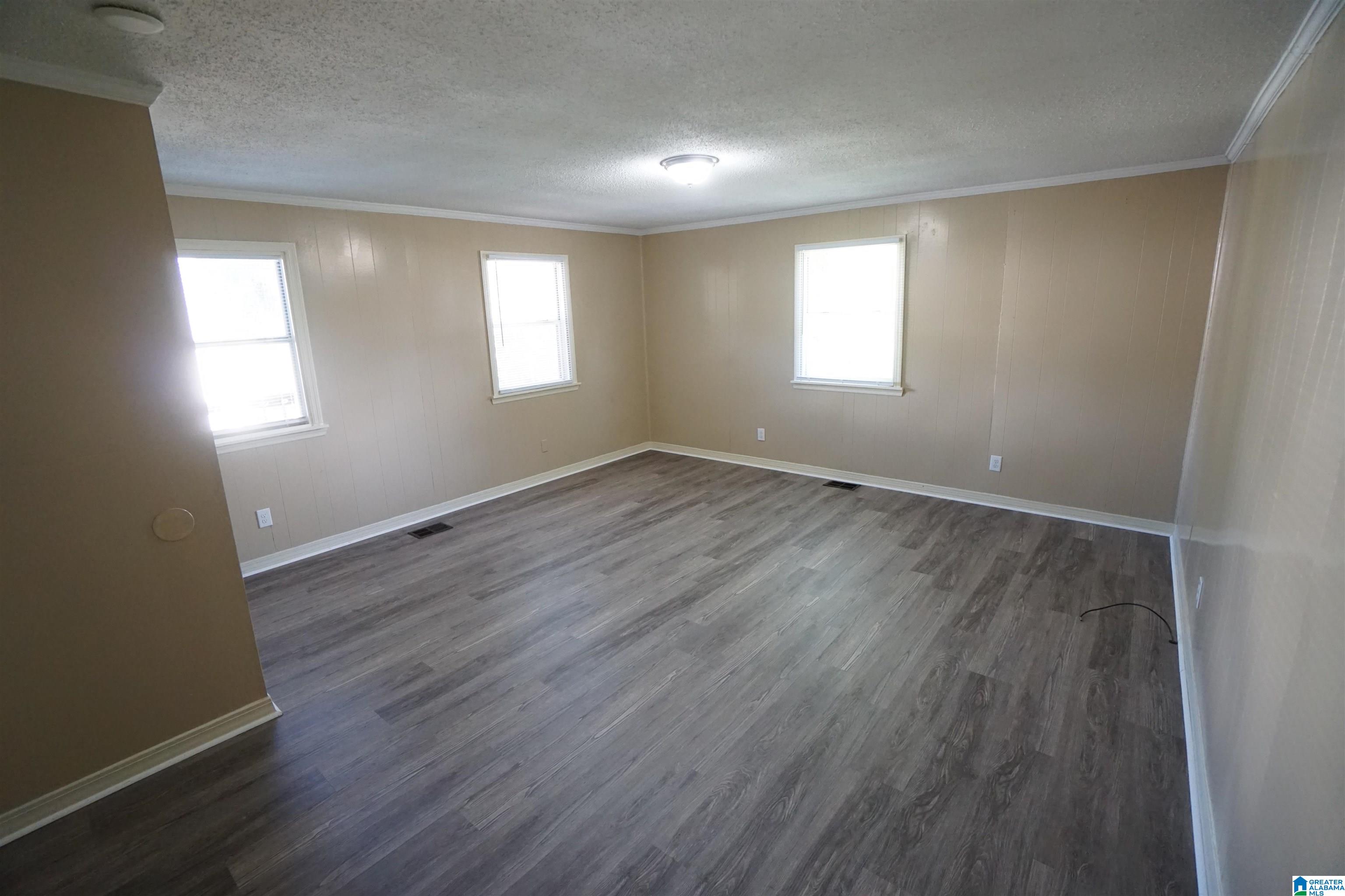 1688 18th Way Southwest Birmingham, AL 35211 - Photo 30 of 37