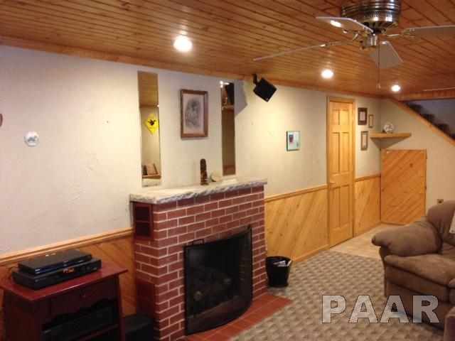 1416 James Road Pekin, IL 61554 - Photo 14 of 20 Gallery Image 14