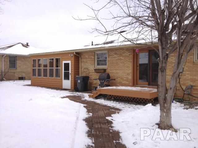 1416 James Road Pekin, IL 61554 - Photo 18 of 20 Gallery Image 18