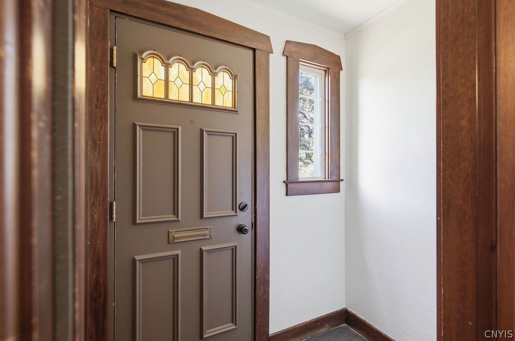 105 Guilford Road Syracuse, NY 13224 - Photo 8 of 50