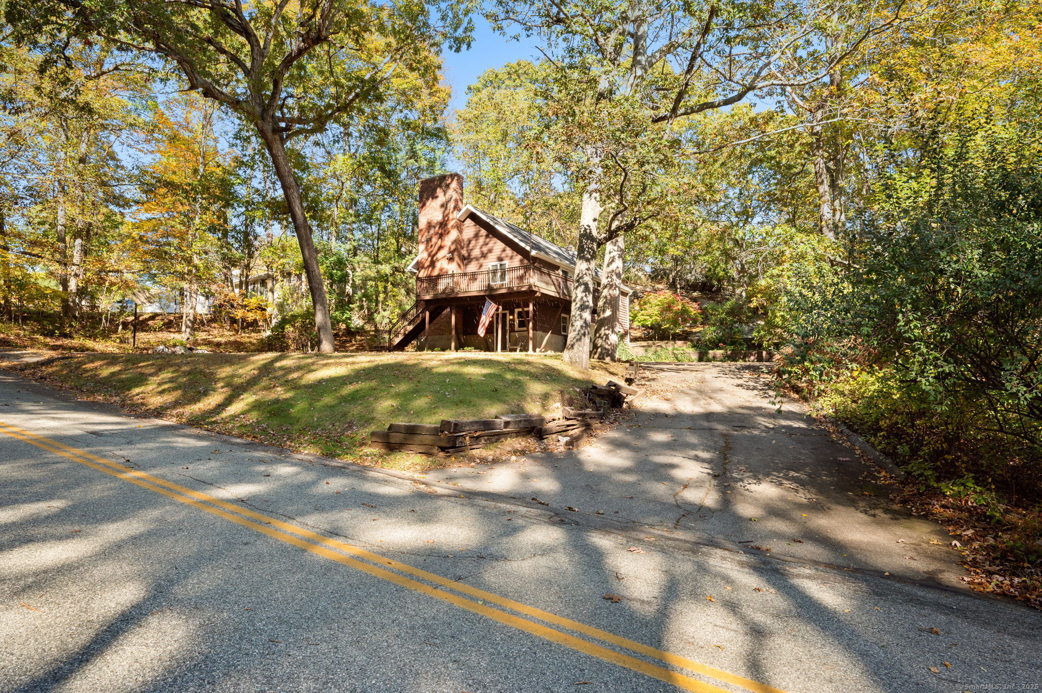 421 Kitemaug Road Montville, CT 06382 - Photo 1 of 1 Gallery Image 1