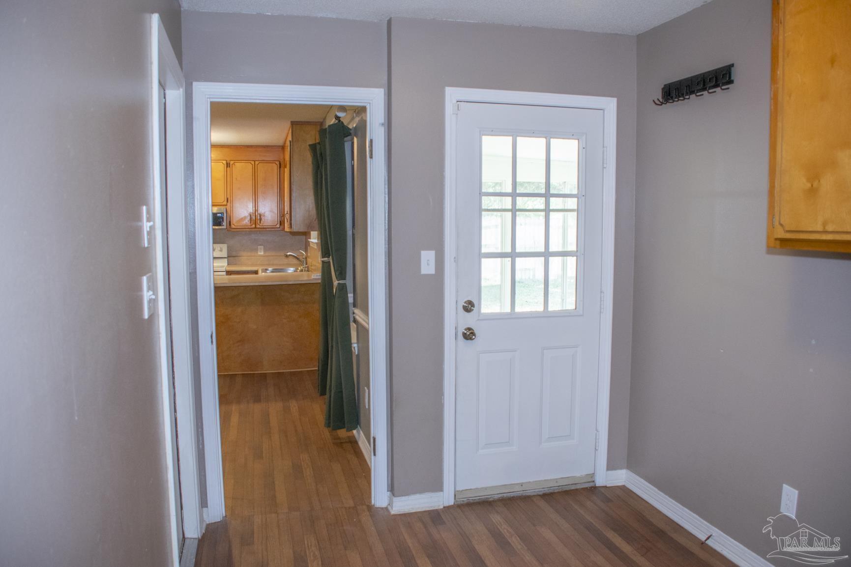 6514 Oakcrest Road Milton, FL 32570 - Photo 37 of 68