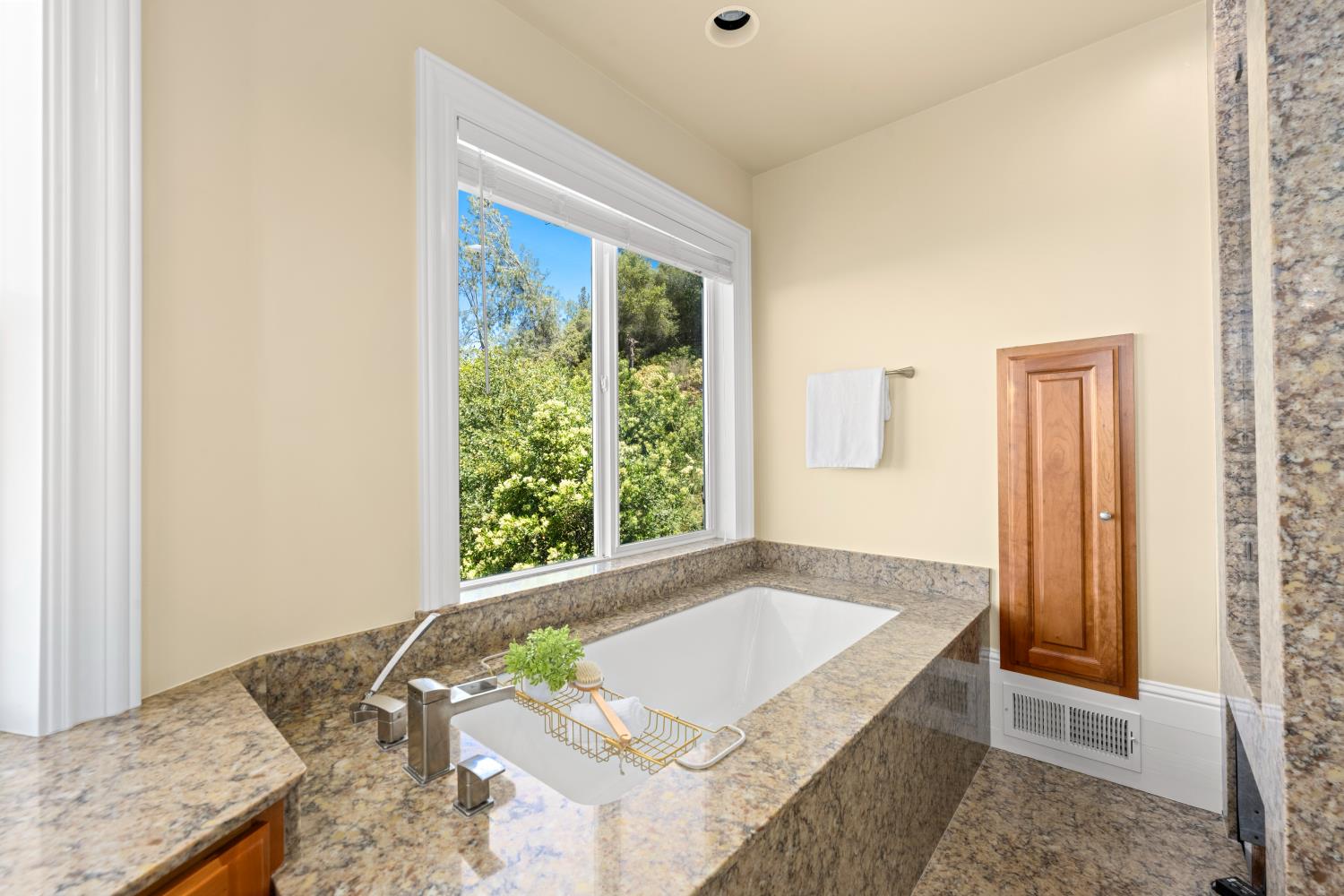 15438 Tarr Ditch Road Grass Valley, CA 95949 - Photo 65 of 87