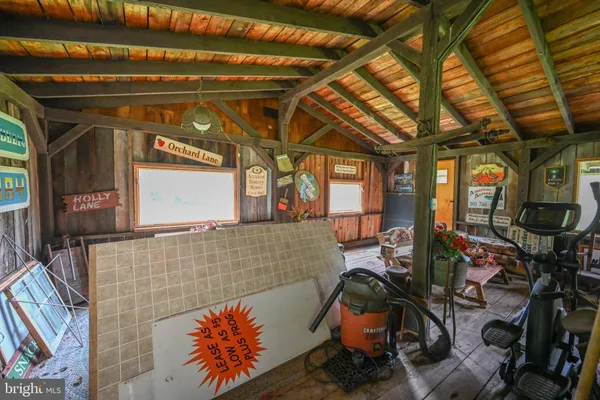 $968,000 | 2527 Pigs Ear Road, Grantsville, MD 21536
