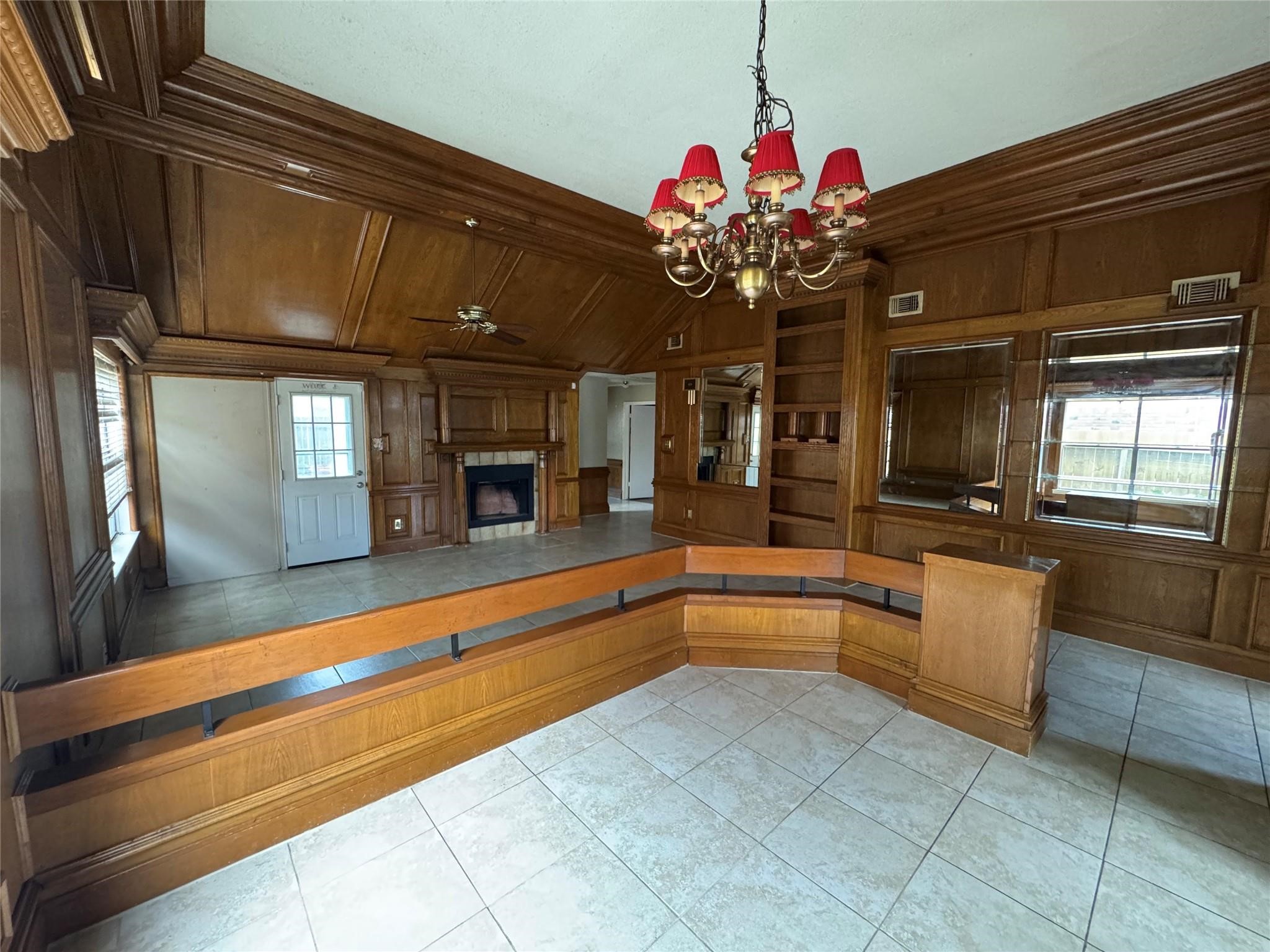 1511 Ridgebriar Drive Houston, TX 77014 - Photo 6 of 20 Gallery Image 6