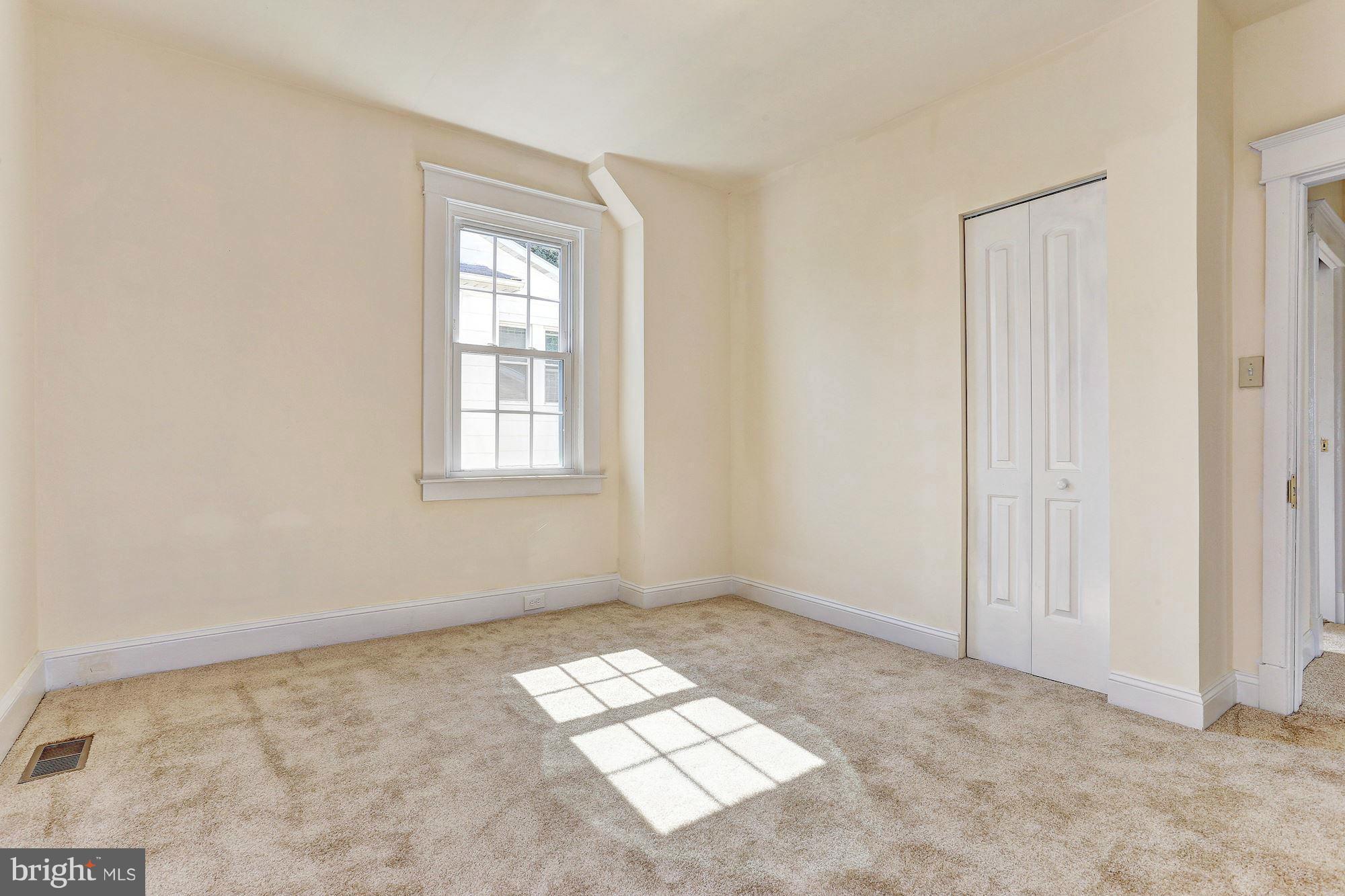 824 North Point Road Baltimore, MD 21224 - Photo 11 of 16 Bedroom