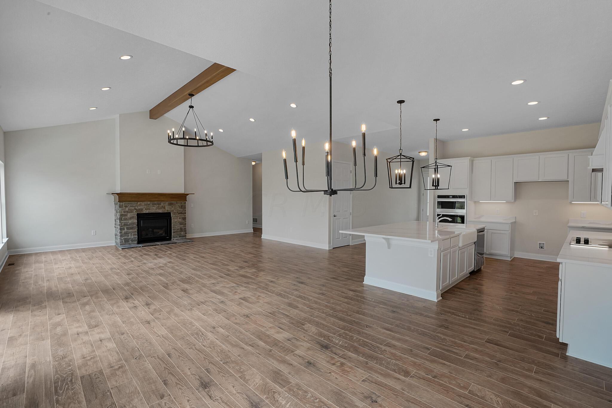6986 State Rte 61 Sunbury, OH 43074 - Photo 15 of 88 Great Room