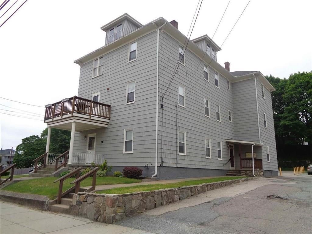 71 Hamlet Avenue, Unit 1R Woonsocket, RI 02895 - Photo 1 of 18