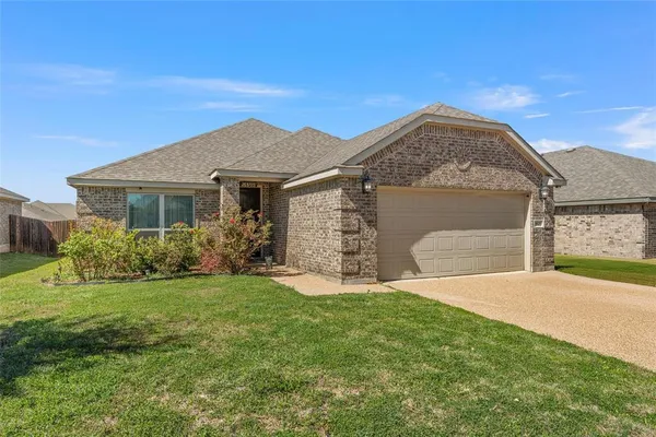 $310,000 | 3025 Paint Horse Street, Robinson, TX 76706