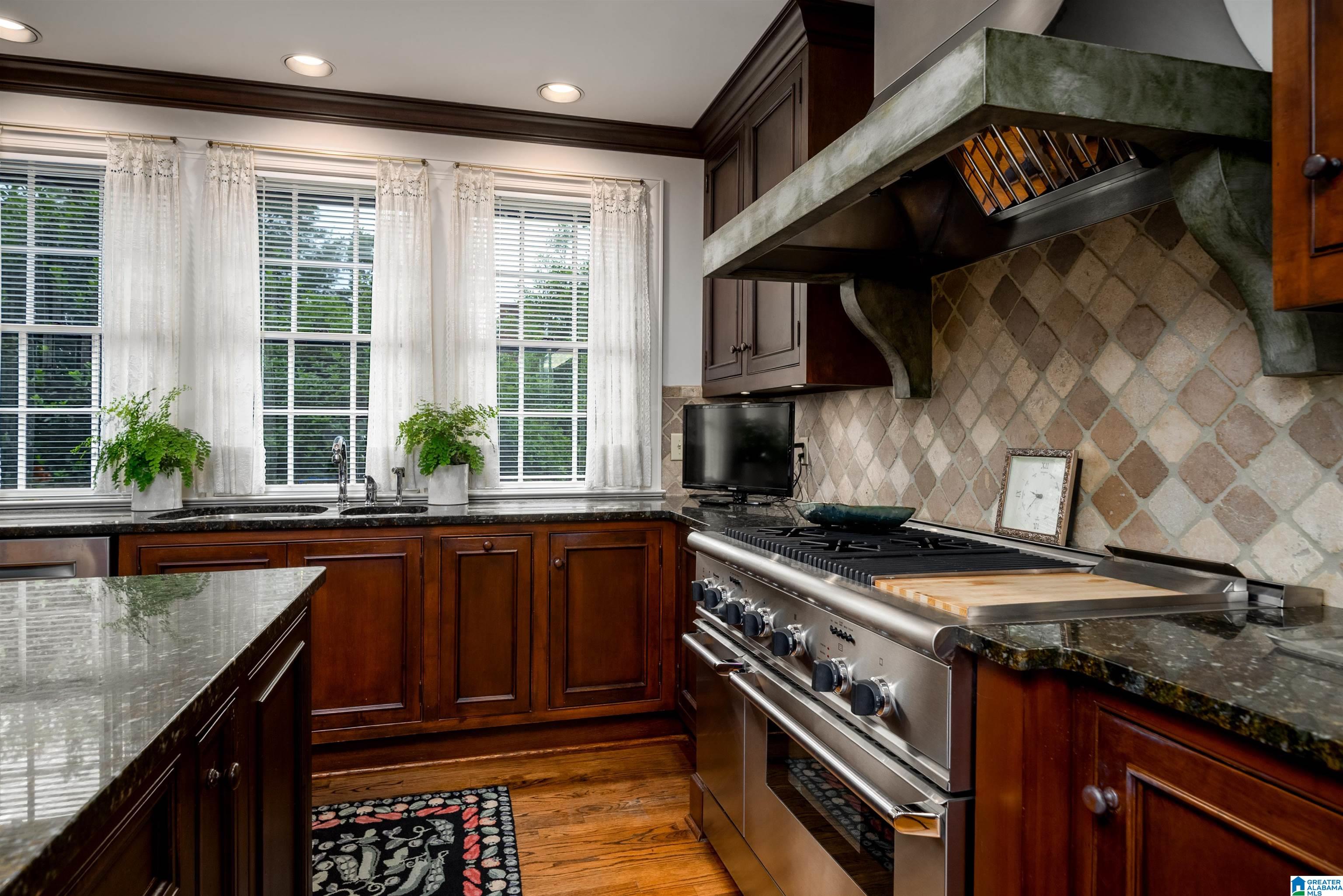 2724 Canterbury Road Birmingham, AL 35223 - Photo 27 of 93