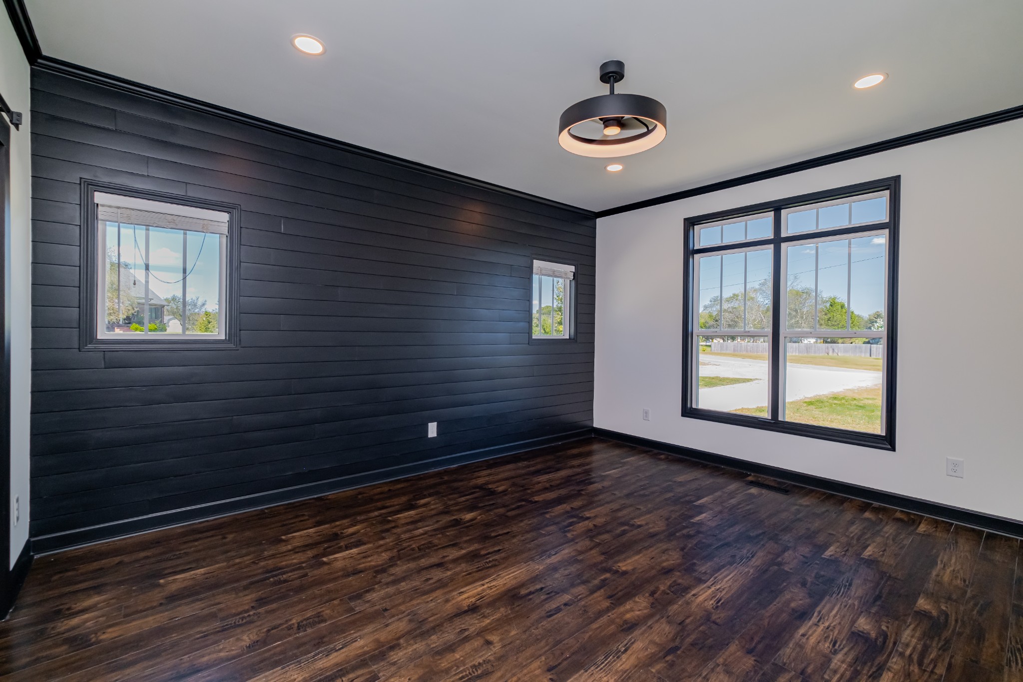 4781 Brookhollow Road Chapel Hill, TN 37034 - Photo 23 of 57 a view of an empty room and window