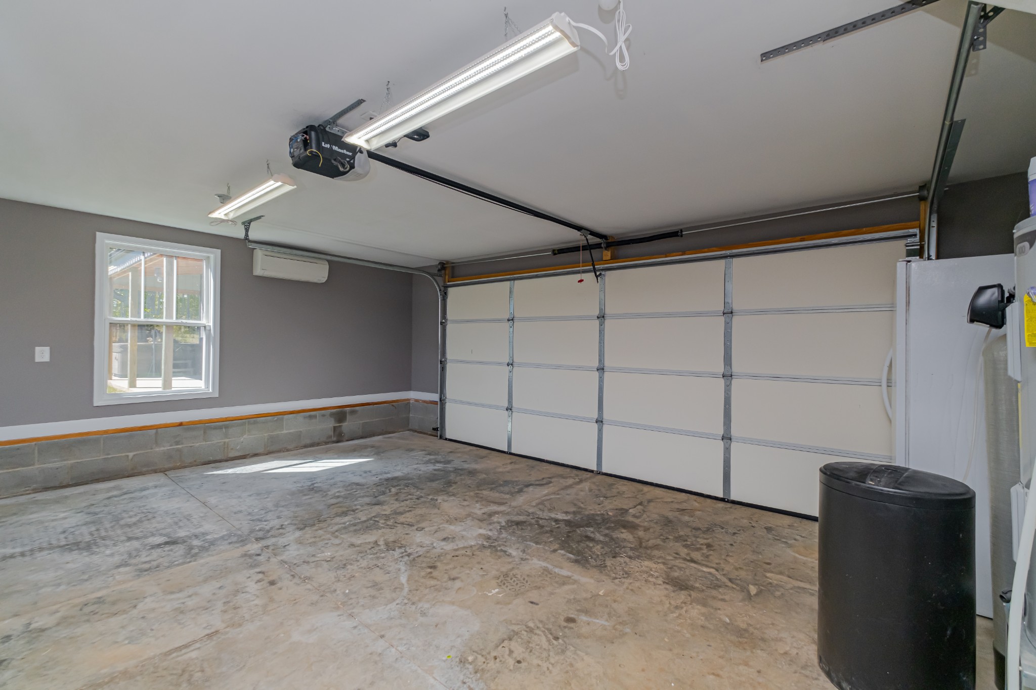 4781 Brookhollow Road Chapel Hill, TN 37034 - Photo 47 of 57 a view of an empty room with wooden floor