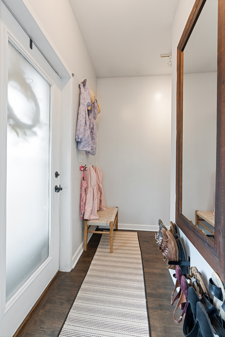 1301 West Fillmore Street, Unit B Chicago, IL 60607 - Photo 17 of 23