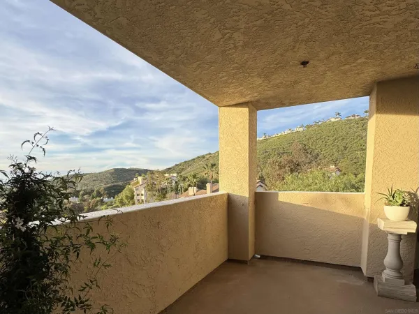 $699,500 | 11285 Affinity Court, Unit 124, San Diego, CA 92131