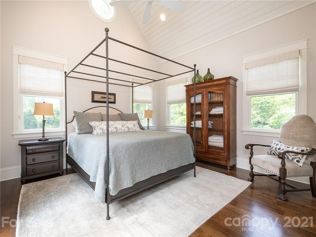 6233 Sharon Acres Road Charlotte, NC 28210 - Photo 22 of 43 Gallery Image 22