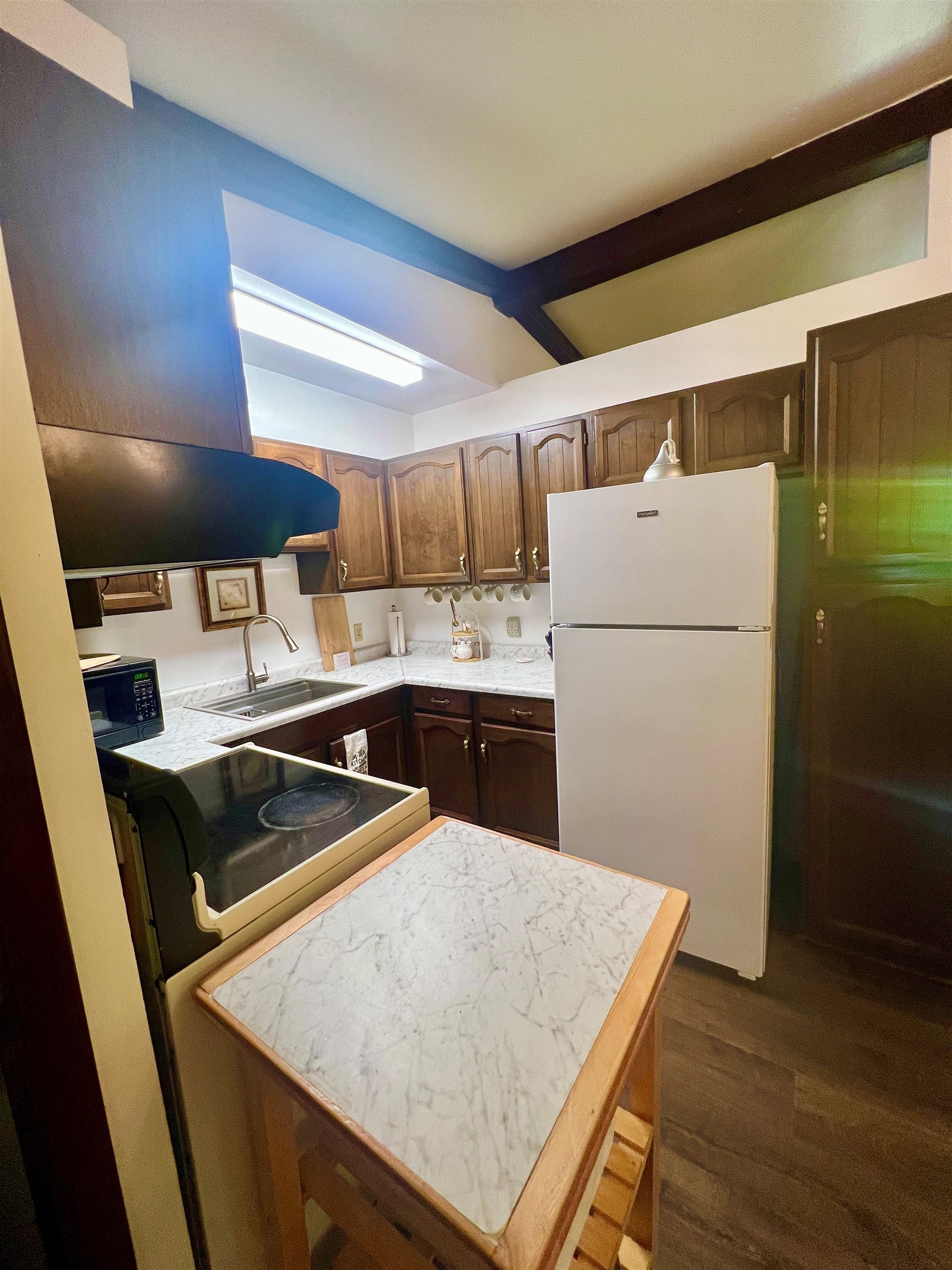 429 South Geneva Road Shepherd, MI 48883 - Photo 11 of 40 1948930-28084f40-3a32-4f9b-8cbf-ec8b9916c8a6.JPG