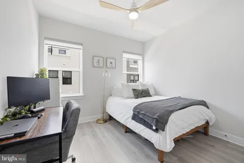$1,050,000 | 1015 South Taylor Court, Arlington, VA 22204