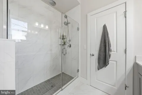 $1,050,000 | 1015 South Taylor Court, Arlington, VA 22204