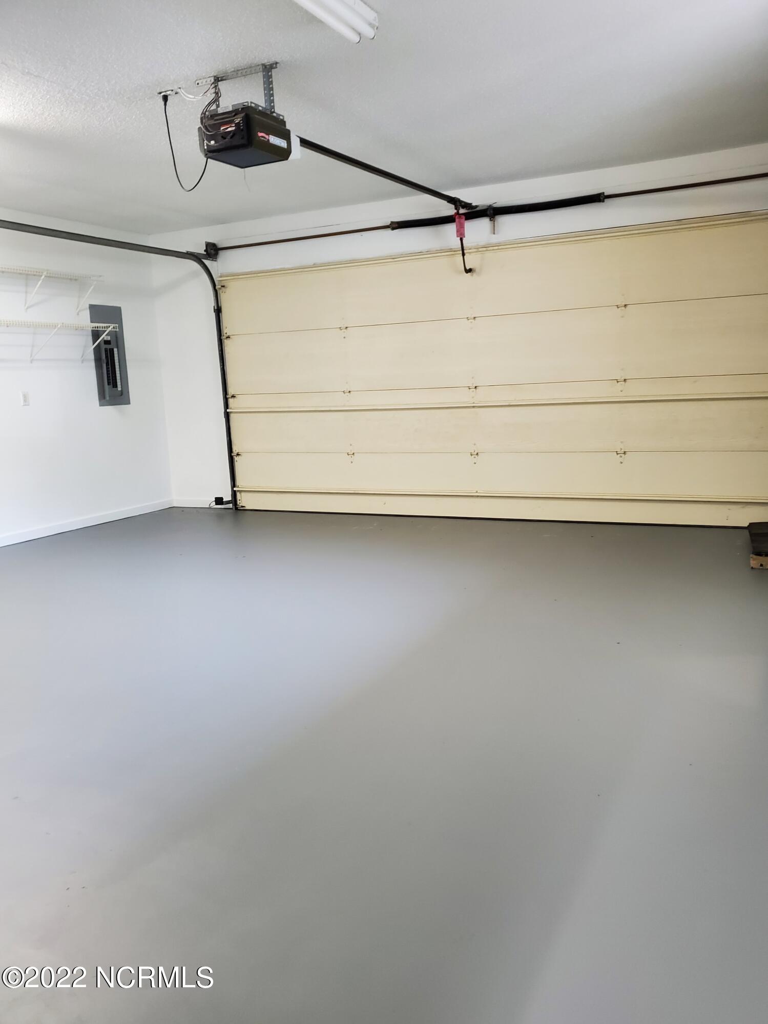 7212 Trailmark Road Wilmington, NC 28405 - Photo 16 of 24 2 car garage