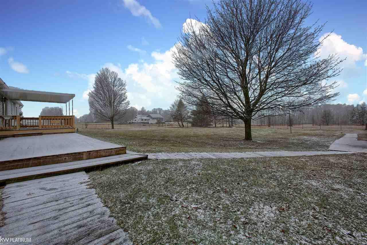 95 Stinson Road Memphis, MI 48041 - Photo 7 of 32