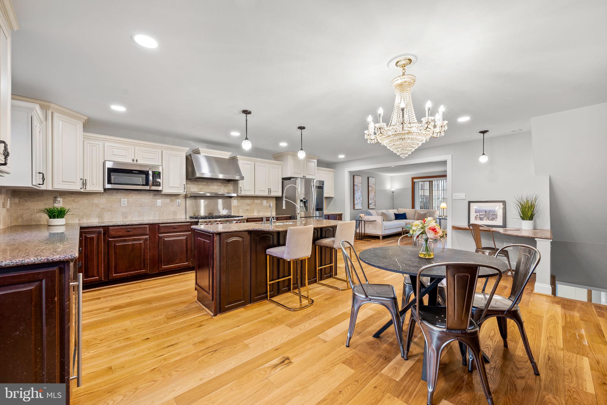 10217 Kilburn Road Philadelphia, PA 19114 - Photo 3 of 37 Gallery Image 3
