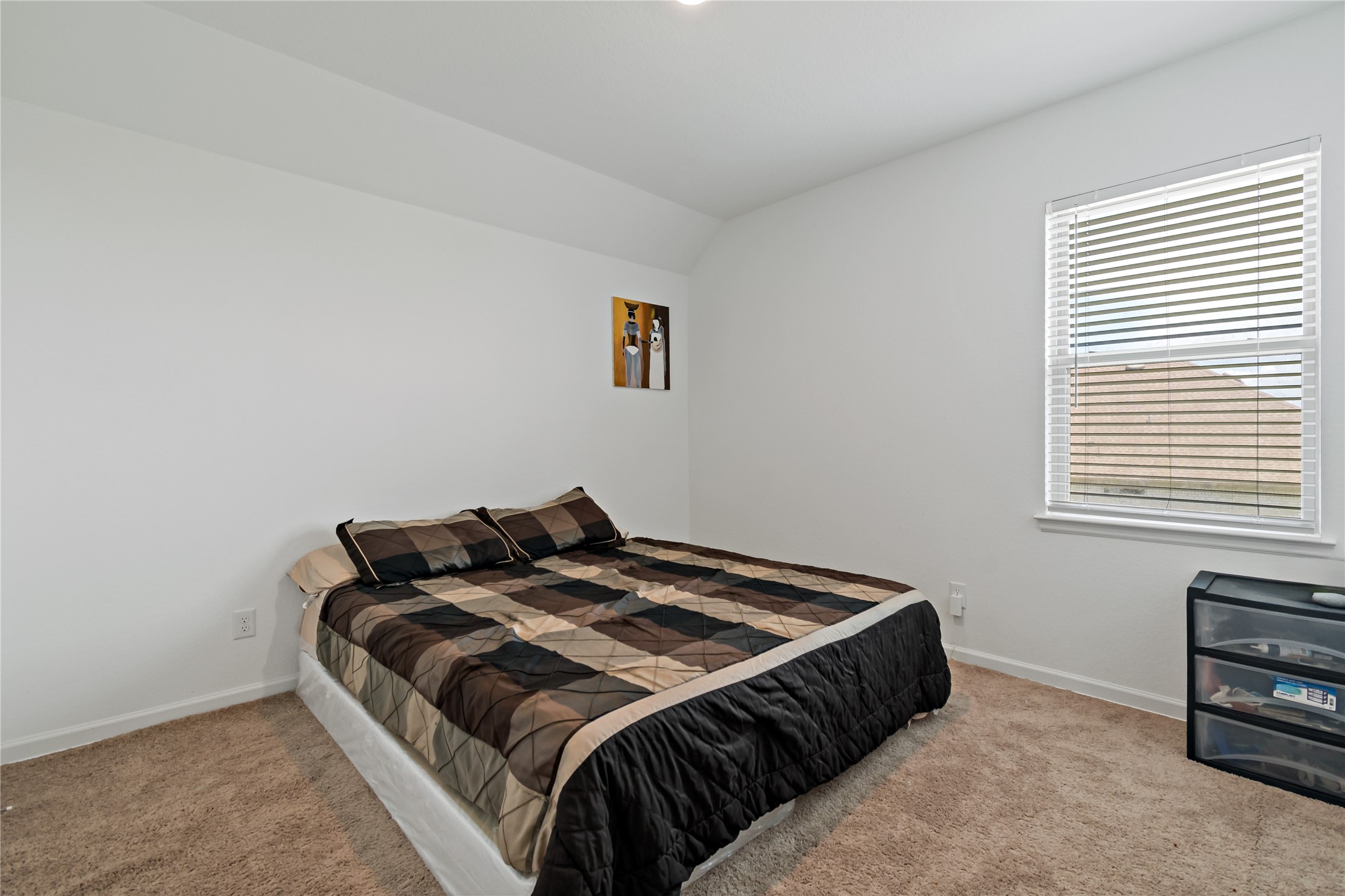 14010 Hartford Heights Way Rosharon, TX 77583 - Photo 17 of 30 a bedroom with a bed and a window