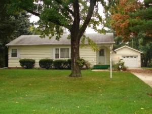 2128 Pleasure View Road Aurora, IL 60506 - Photo 1 of 10 front view of a house with a yard