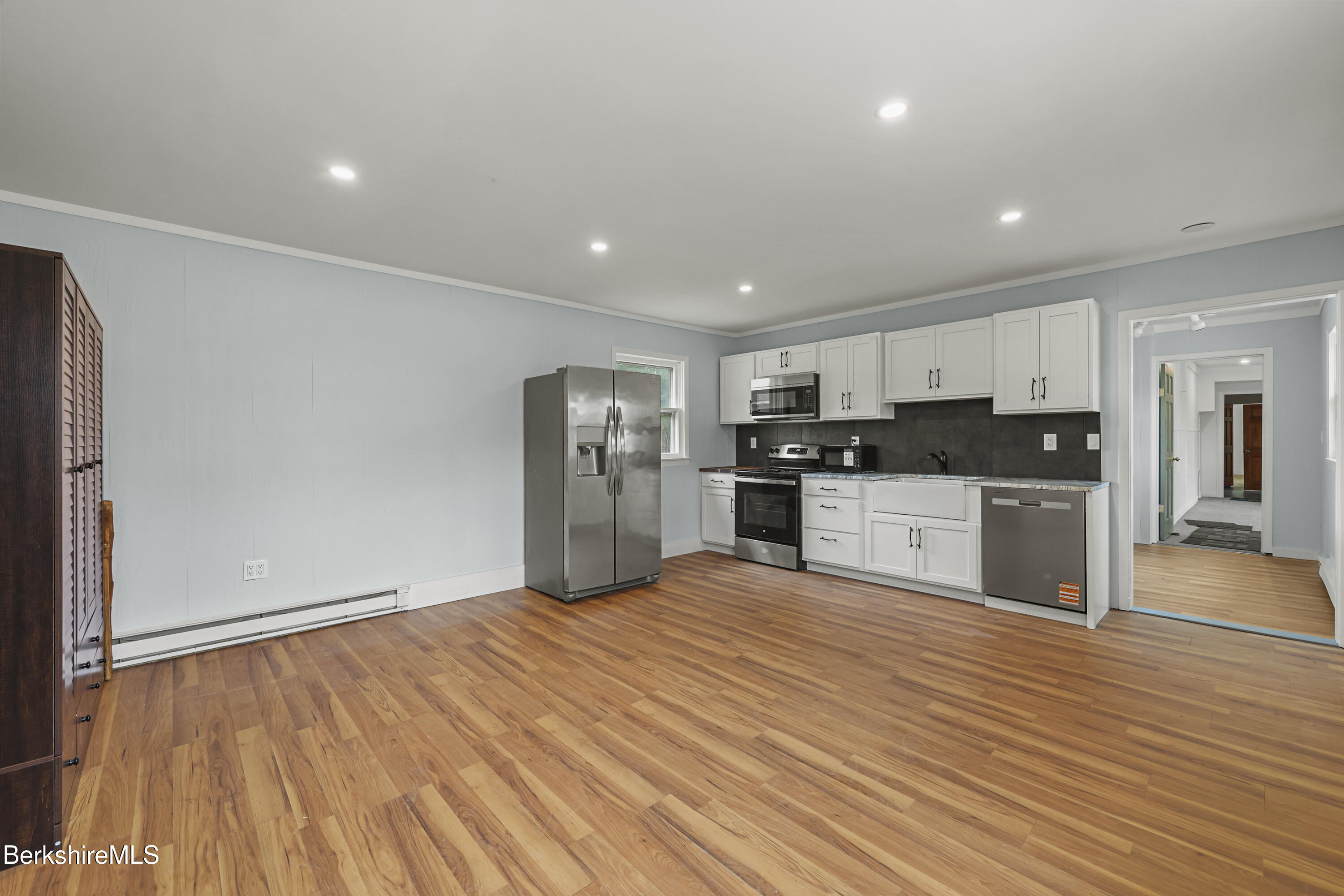 689 North Main Street Sheffield, MA 01257 - Photo 22 of 24 160 Studio