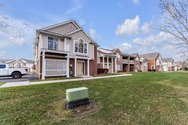 $284,900 | 16038 Morningside, Northville, MI 48168