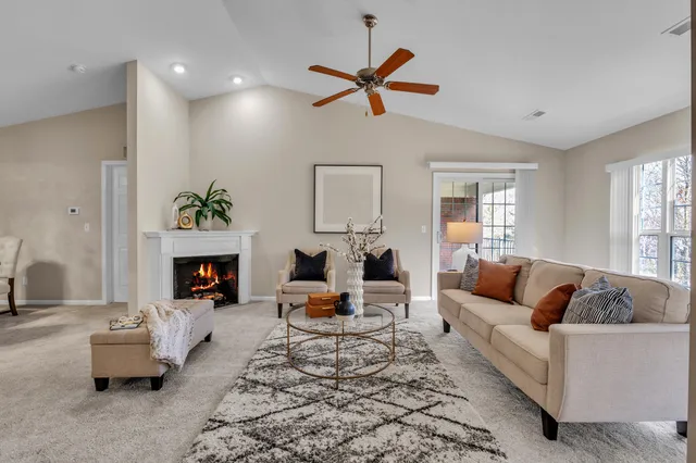 $284,900 | 16038 Morningside, Northville, MI 48168