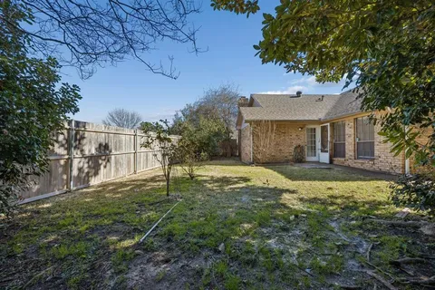 $295,000 | 6504 Chicory Court, Unit R, Dallas, TX 75214